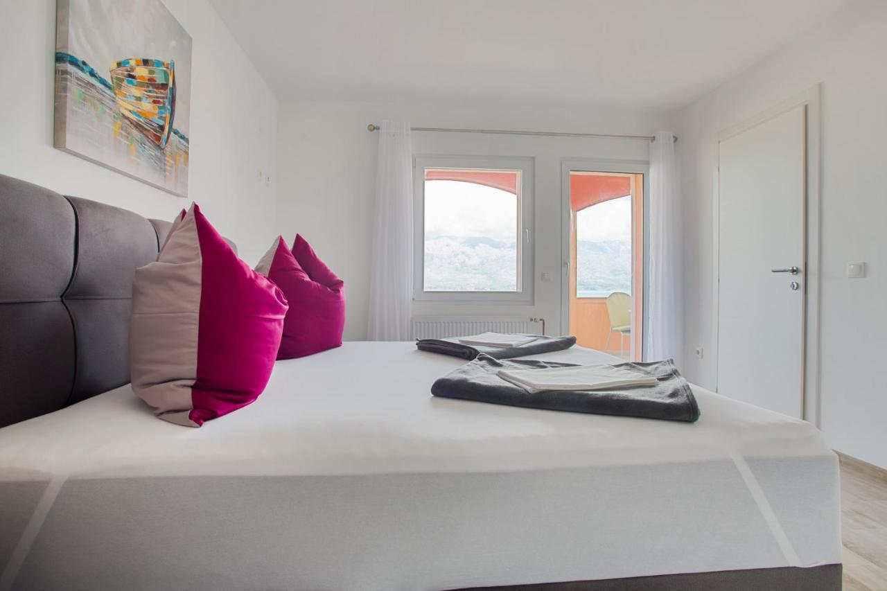 Ferienwohnung Kameni Put Ražanac Exterior foto