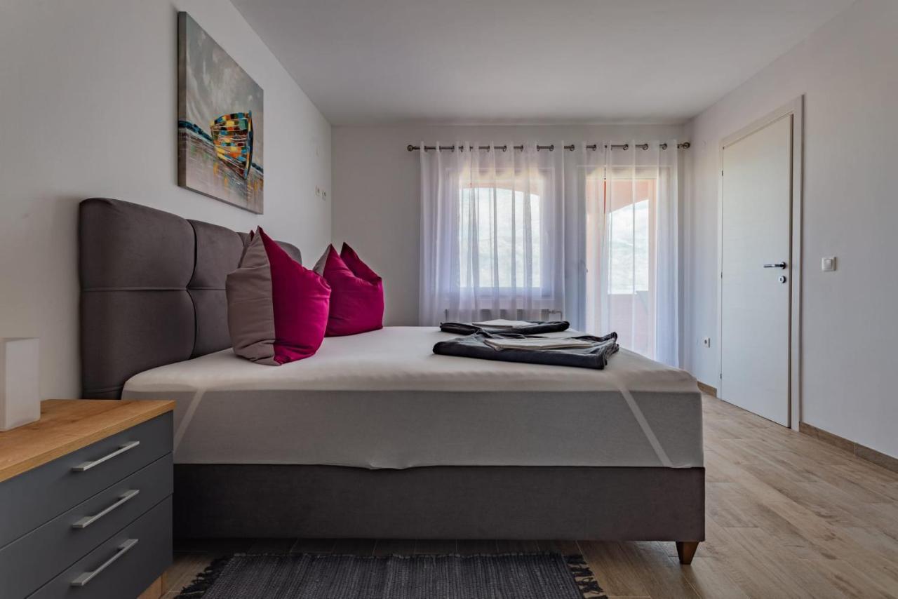 Ferienwohnung Kameni Put Ražanac Exterior foto