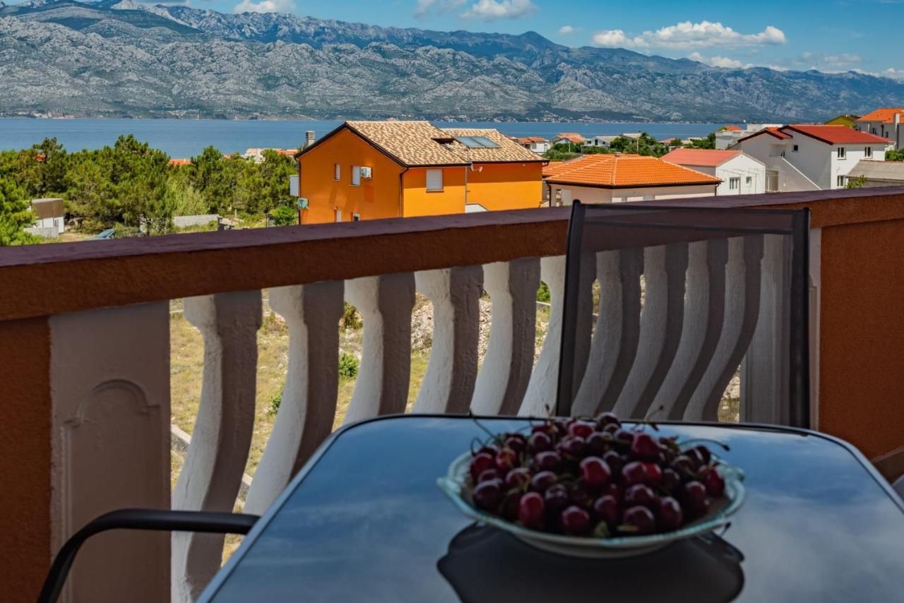 Ferienwohnung Kameni Put Ražanac Exterior foto